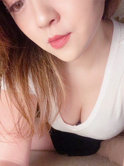 安達ももかさんの写真